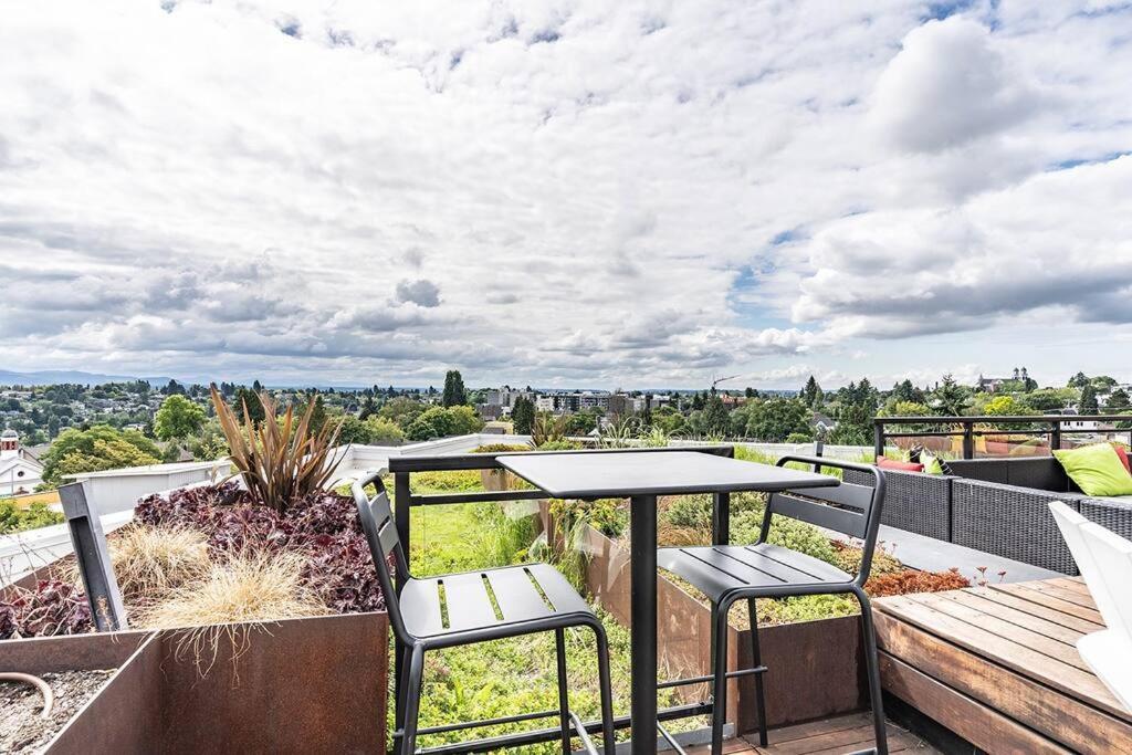 One Bedroom Luxury Apartment Seattle Zewnętrze zdjęcie