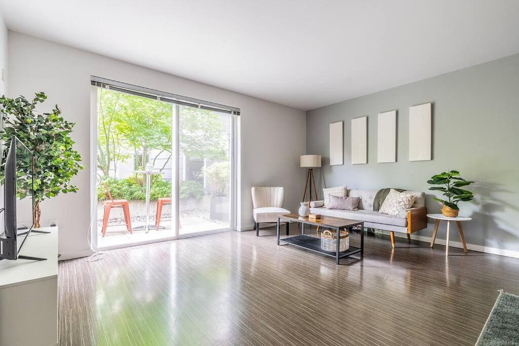 One Bedroom Luxury Apartment Seattle Zewnętrze zdjęcie