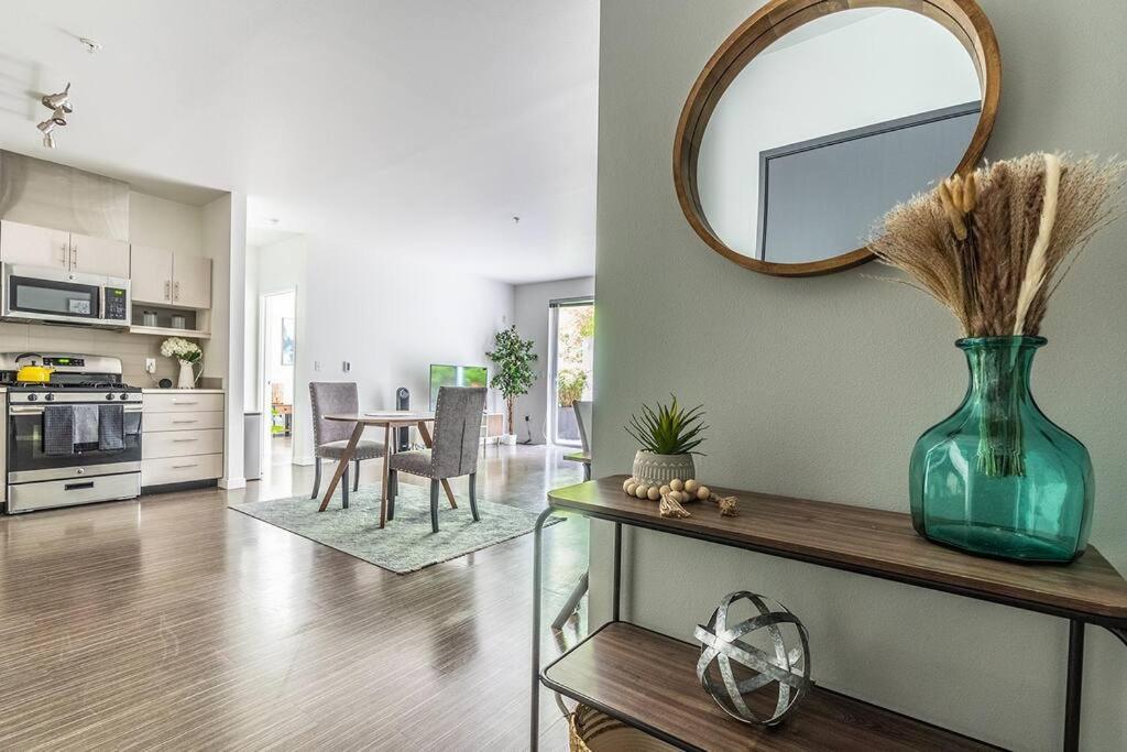 One Bedroom Luxury Apartment Seattle Zewnętrze zdjęcie